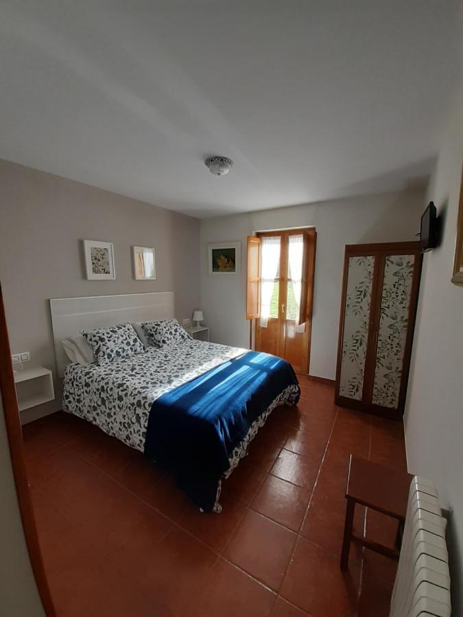 La Casona Del Jou Guest House Ortiguero ภายนอก รูปภาพ