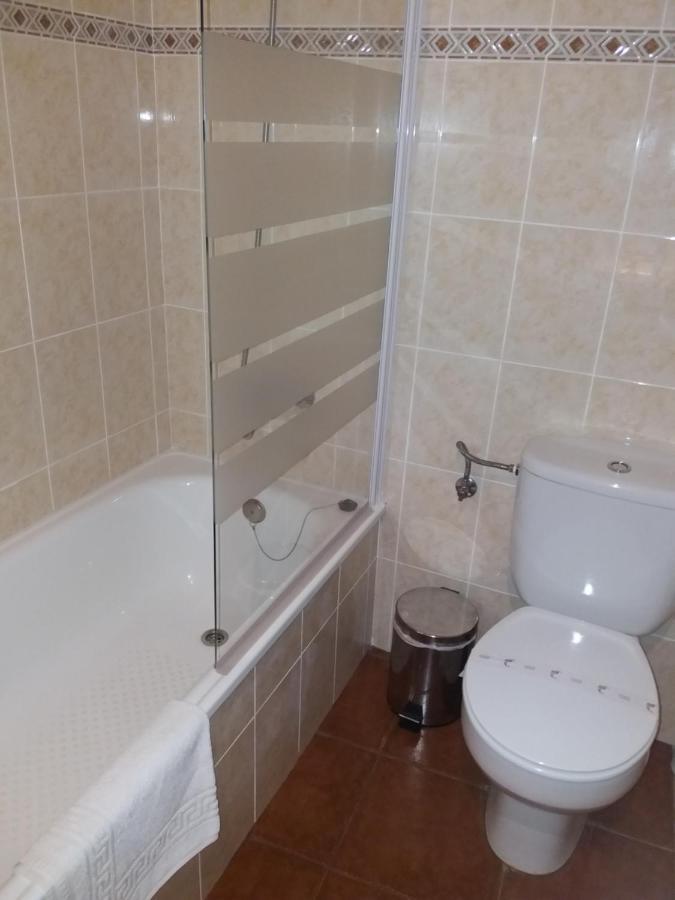 La Casona Del Jou Guest House Ortiguero ภายนอก รูปภาพ
