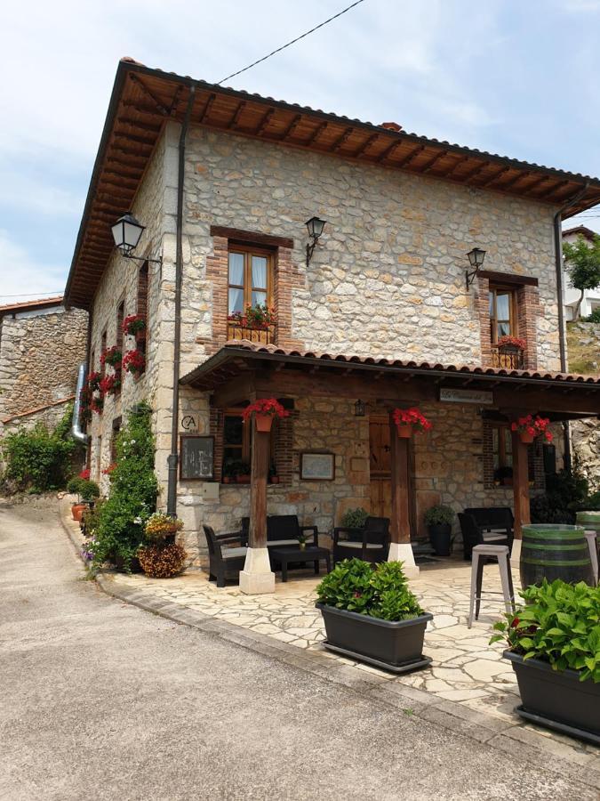 La Casona Del Jou Guest House Ortiguero ภายนอก รูปภาพ