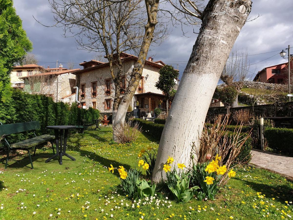 La Casona Del Jou Guest House Ortiguero ภายนอก รูปภาพ